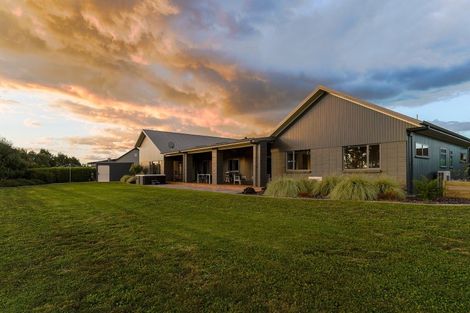 Photo of property in 37 Jarrett Terrace, Leamington, Cambridge, 3432