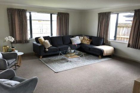 Photo of property in 100 Rosalie Terrace, Kelvin Grove, Palmerston North, 4414