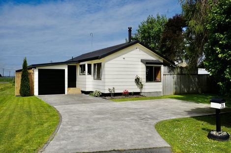 Photo of property in 78 Phillips Street, Sanson, 4817