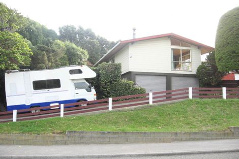 Photo of property in 19 Renown Road, Raumati South, Paraparaumu, 5032