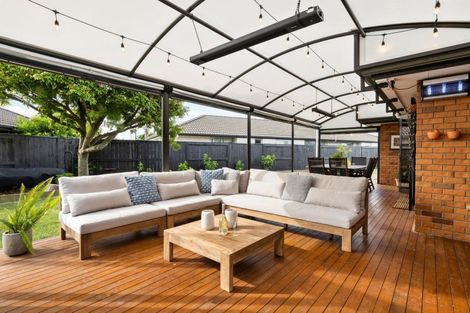 Photo of property in 32 Winchester Place, Rototuna North, Hamilton, 3210