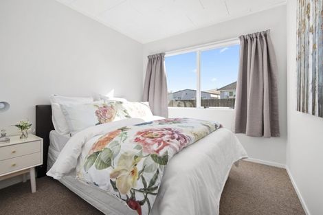 Photo of property in 2 Duke Avenue, Pukekohe, 2120