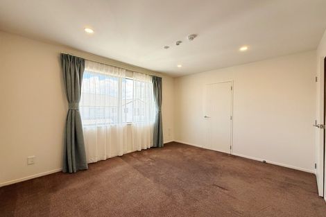 Photo of property in 10 Peony Mews, Oteha, Auckland, 0632