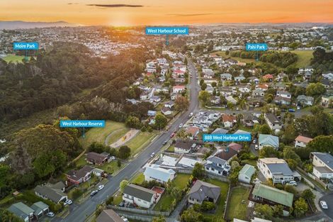 Photo of property in 88b West Harbour Drive, West Harbour, Auckland, 0618