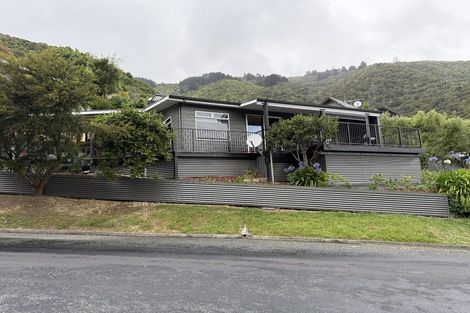 Photo of property in 5a Arthur Crescent, Waikawa, Picton, 7220
