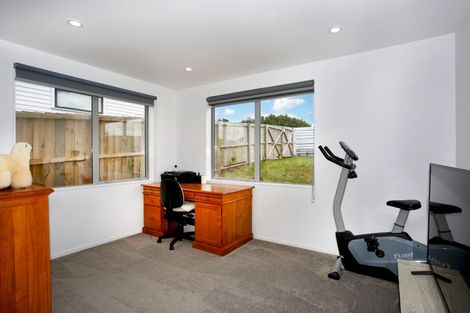 Photo of property in 79 Beatty Road, Pukekohe, 2120