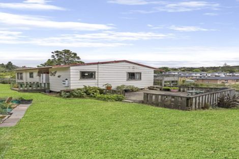 Photo of property in 1/45 Withers Road, Glen Eden, Auckland, 0602