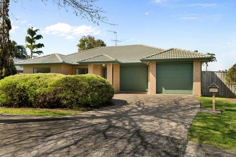 Photo of property in 26 Glencalder Place, Wattle Downs, Auckland, 2103