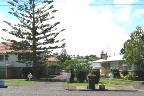 Photo of property in 1/22 Boundary Road, Blockhouse Bay, Auckland, 0600