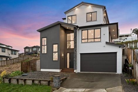 Photo of property in 7 Lawson Creek Street, Massey, Auckland, 0614