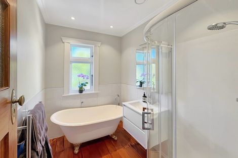 Photo of property in 12 Mallam Street, Karori, Wellington, 6012