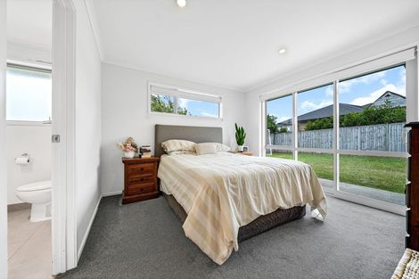 Photo of property in 21 Parkgrove Crescent, Pokeno, 2402