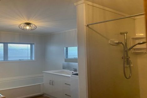 Photo of property in 40 Tiraumea Drive, Pakuranga, Auckland, 2010