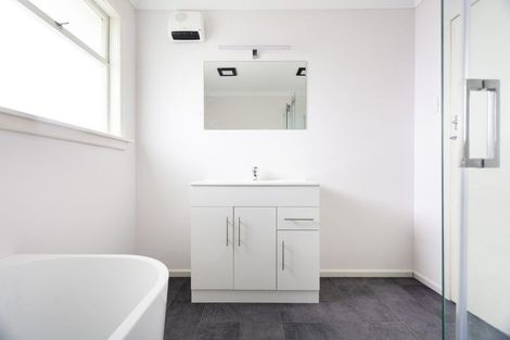 Photo of property in 6 Oban Street, Holmes Hill, Oamaru, 9401