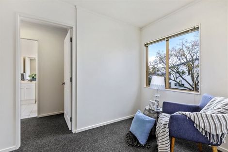 Photo of property in 7 Lockington Avenue, Henderson, Auckland, 0612