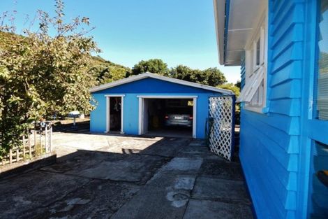 Photo of property in 2a Main Rd Ngakawau, Ngakawau, 7824