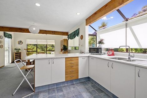 Photo of property in 3 Chichester Drive, Pinehaven, Upper Hutt, 5019