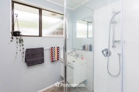 Photo of property in 2/6 Gemstone Drive, Birchville, Upper Hutt, 5018