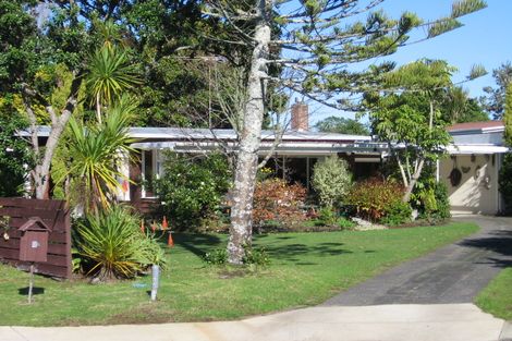 Photo of property in 8a Manuka Street, Orewa, 0931