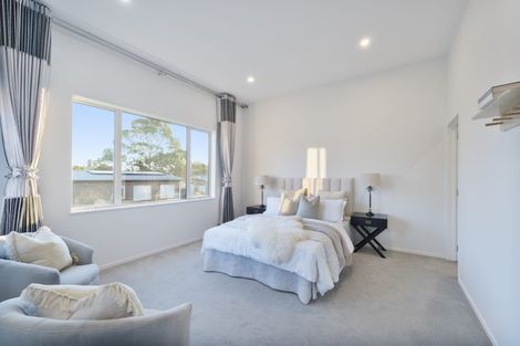 Photo of property in 22 Sunshine Boulevard, Sunnyvale, Auckland, 0612
