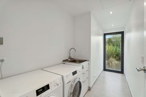 Photo of property in 54 Jacks Point Rise, Jacks Point, Queenstown, 9371