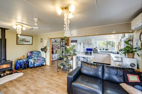 Photo of property in 609 Lascelles Street, Saint Leonards, Hastings, 4120