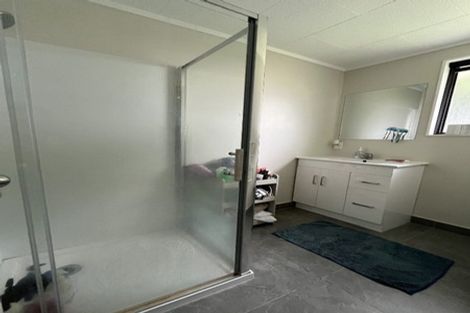 Photo of property in 2/4 Calvert Street, Papakura, 2110