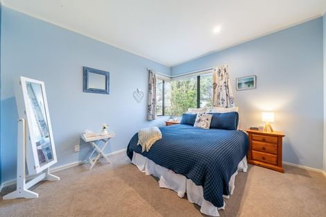 Photo of property in 5 Bowsprit Way, Whitby, Porirua, 5024