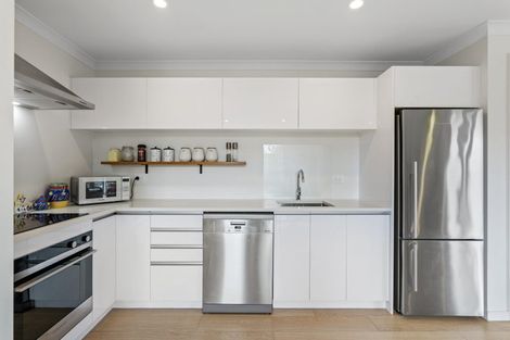 Photo of property in 31a Gamblins Road, Saint Martins, Christchurch, 8022