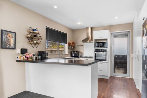 Photo of property in 238a Breezes Road, Aranui, Christchurch, 8061