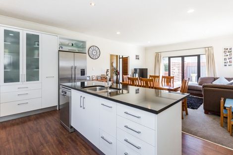 Photo of property in 206a Charles Street, Hastings, 4122