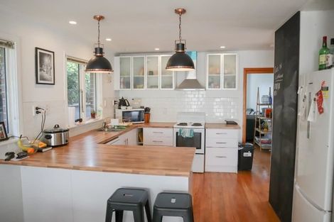 Photo of property in 12 Manor Place, Bryndwr, Christchurch, 8053