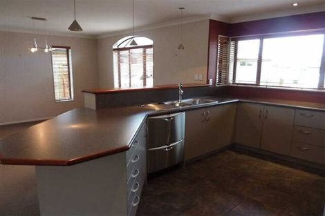 Photo of property in 6 Cranmer Close, Rototuna North, Hamilton, 3210