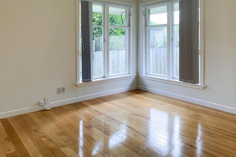 Photo of property in 2/1280 New North Road, Avondale, Auckland, 1026