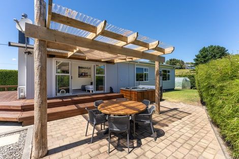 Photo of property in 151 Te Horo Beach Road, Te Horo, Otaki, 5581