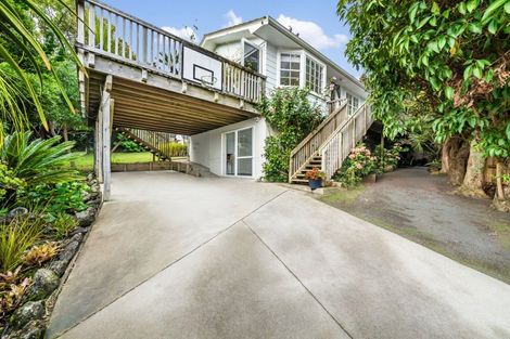 Photo of property in 92 Awaruku Road, Torbay, Auckland, 0630