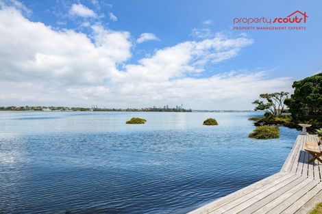 Photo of property in 97 Norwood Road, Bayswater, Auckland, 0622