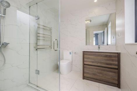 Photo of property in 10 Matahae Drive, Flat Bush, Auckland, 2019