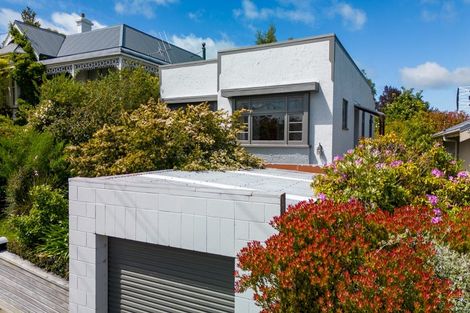 Photo of property in 15 Mataora Road, Kenmure, Dunedin, 9011