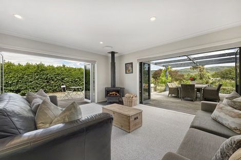 Photo of property in 123 Lisland Drive, Kinloch, Taupo, 3377
