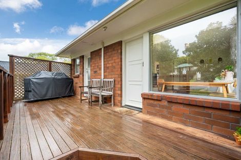 Photo of property in 2/110 Monarch Avenue, Hillcrest, Auckland, 0627