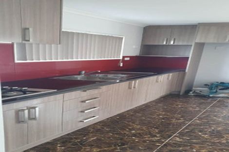 Photo of property in 2/18 York Road, Papatoetoe, Auckland, 2104