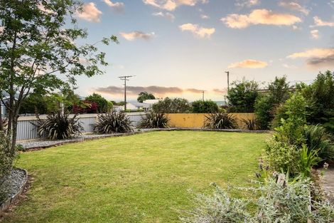 Photo of property in 10 Coronation Street, Waimate, 7924