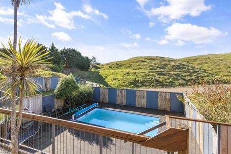 Photo of property in 84 Derham Road, Te Horo, Otaki, 5581