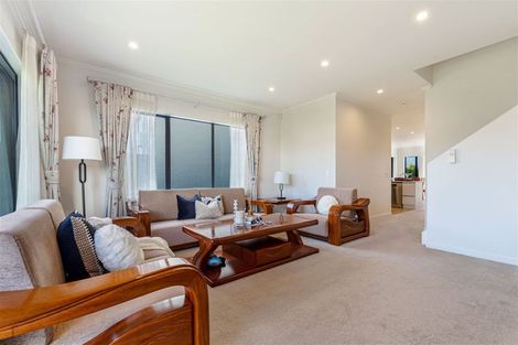 Photo of property in 6 Sacred Kingfisher Road, Hobsonville, Auckland, 0616