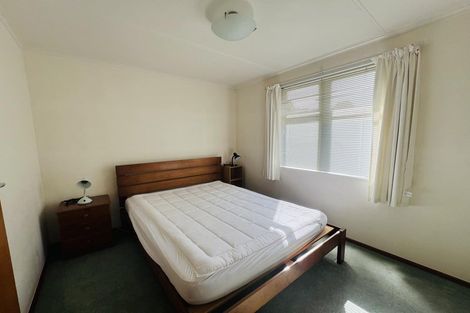 Photo of property in 6 Lewis Place, Highbury, Palmerston North, 4412