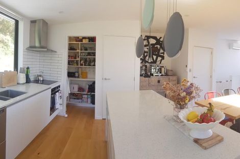 Photo of property in 1f Wilkinson Street, Oriental Bay, Wellington, 6011