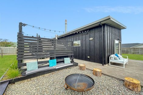 Photo of property in 50 Montgomery Crescent, Kinloch, Taupo, 3377