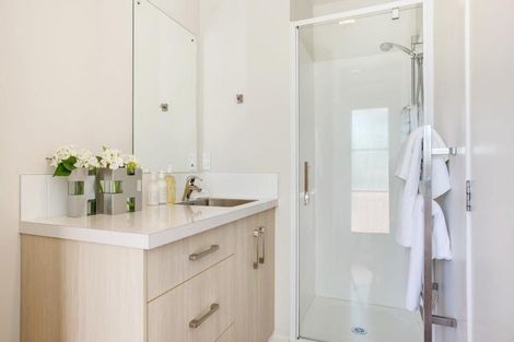 Photo of property in 37 Millen Avenue, Pakuranga, Auckland, 2010