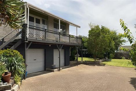 Photo of property in 32 Coppelia Avenue, Omokoroa, 3114